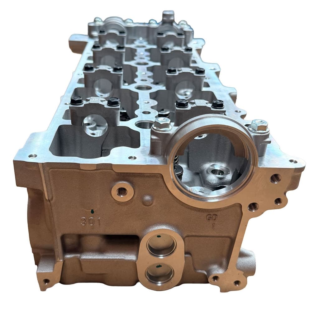 Toyota HiLux Prado 1GD-FTV 2.8L Cylinder Head Kit End View