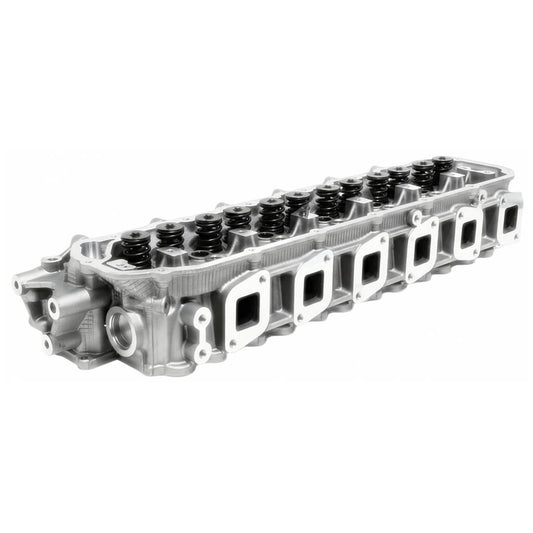 Assembled Cylinder Head Nissan Patrol TB42 Side View