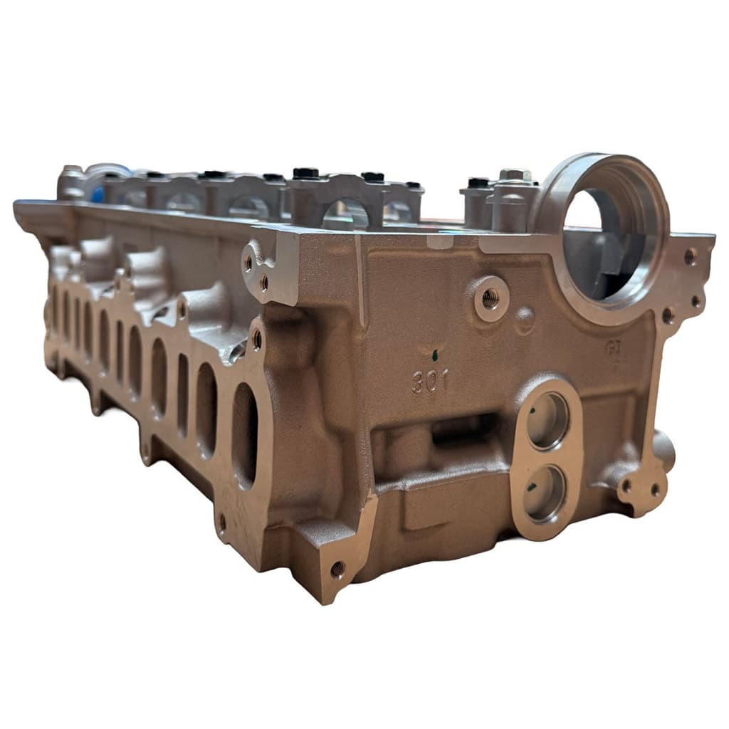 Toyota HiLux Prado 1GD-FTV 2.8L Cylinder Head Kit End and Side View