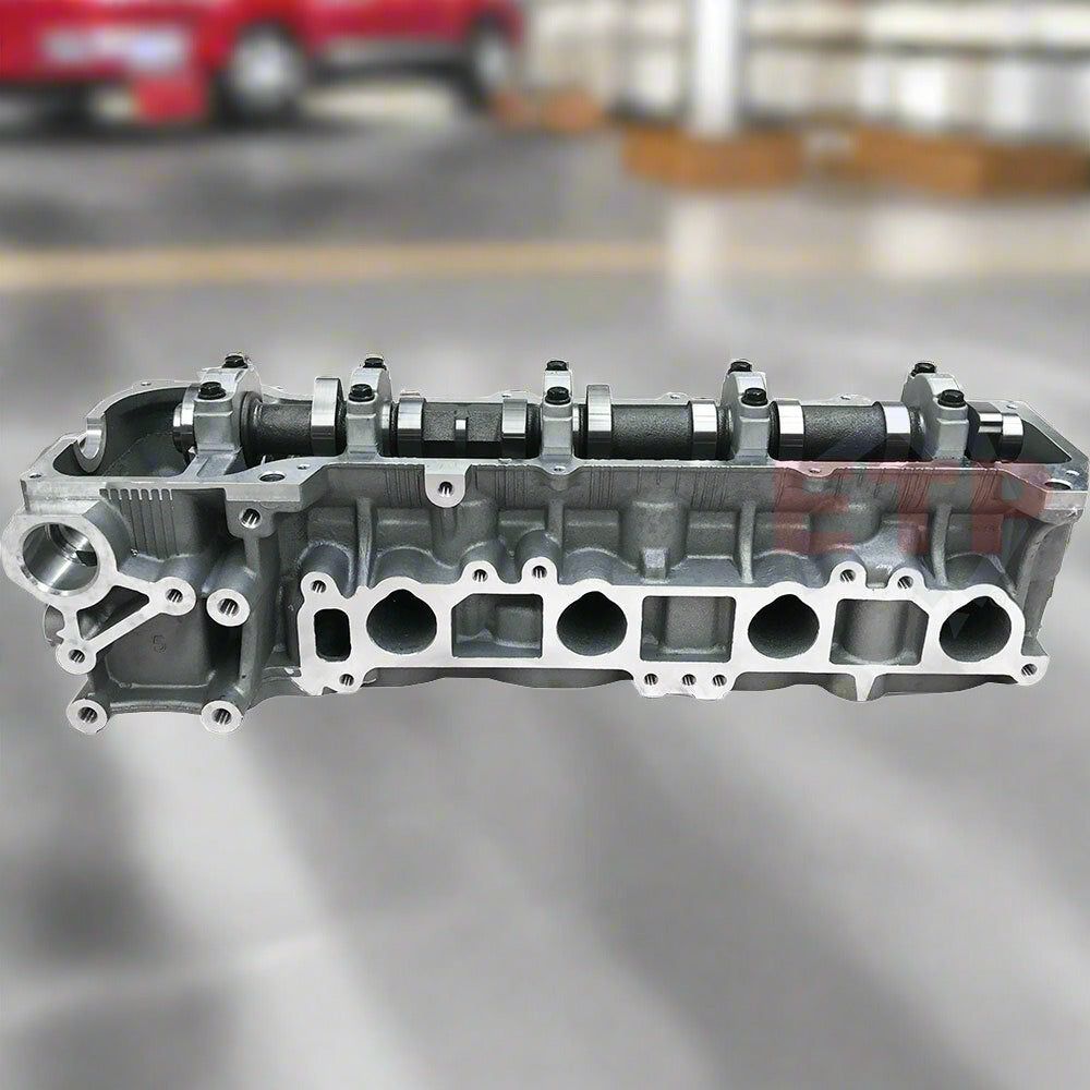 Toyoyat hiace 2RZ assembled cylinder head