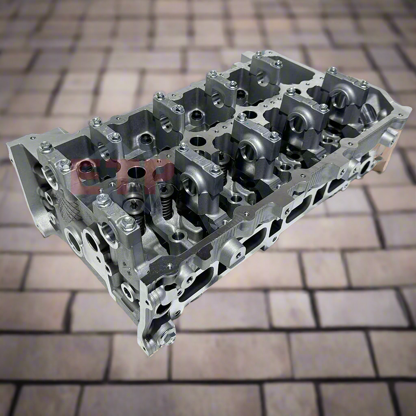 Mitsubishi Pajero Triton 4N15 Assembled Cylinder Head with the head gasket set and head bolts